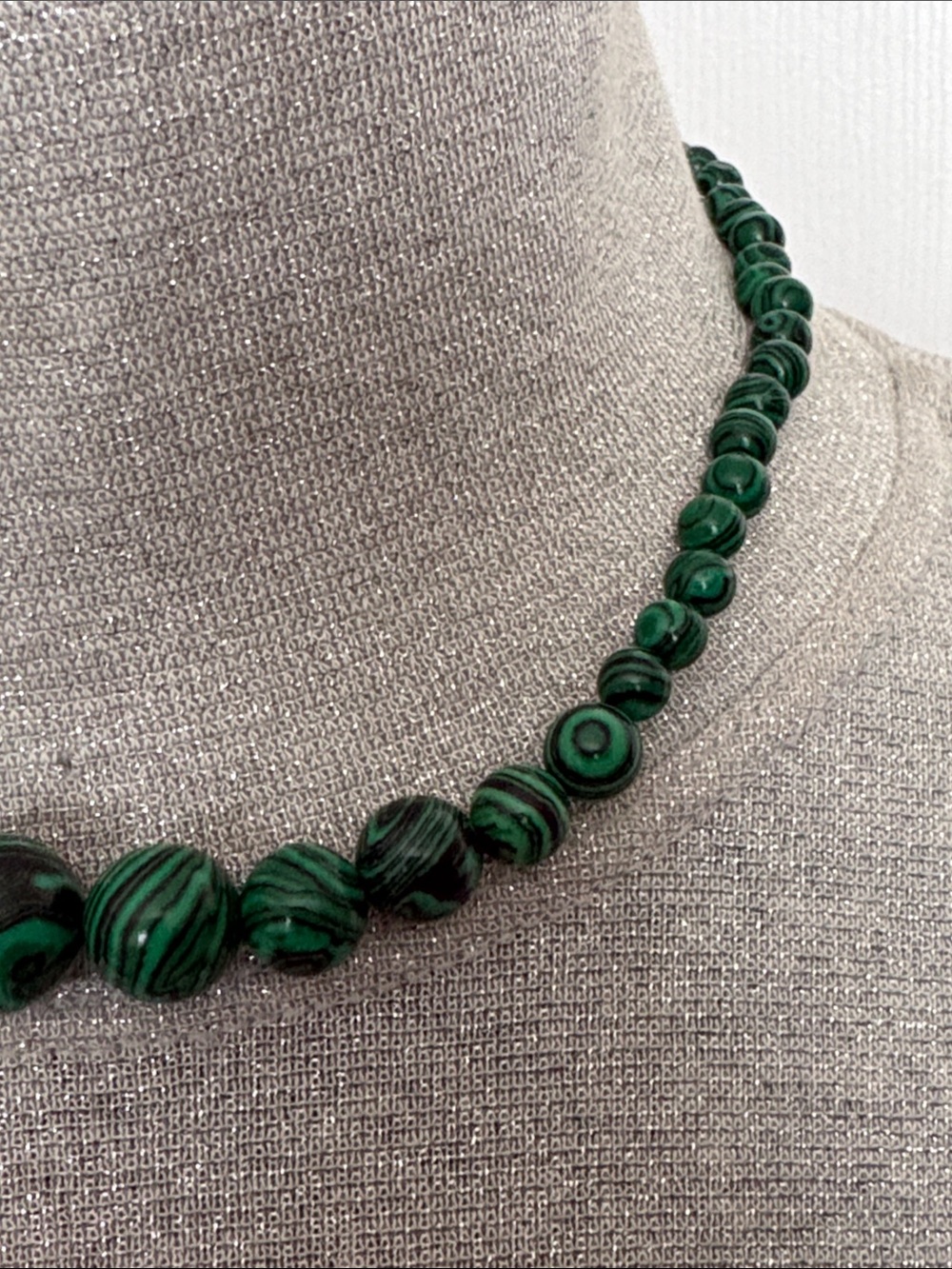 Malachite style Bead Necklace - Deep Green Striped Graduated Stone Beads - Picture 4 of 5